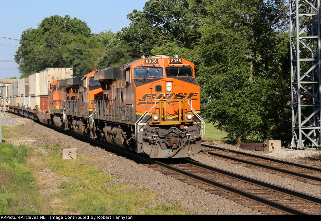 BNSF 8056